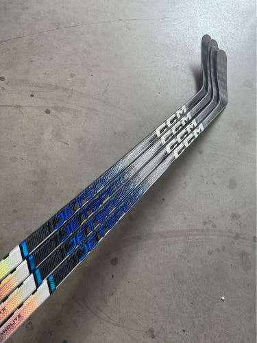 NCAA New Intermediate CCM Left Hand 65 Flex P92M Pro Stock Jetspeed FT6 Pro Hockey Stick