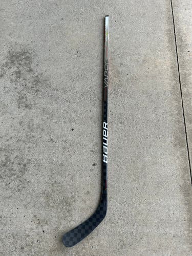 New Senior Bauer Right Handed P92 87 Flex Pro Stock Vapor Hyperlite Hockey Stick