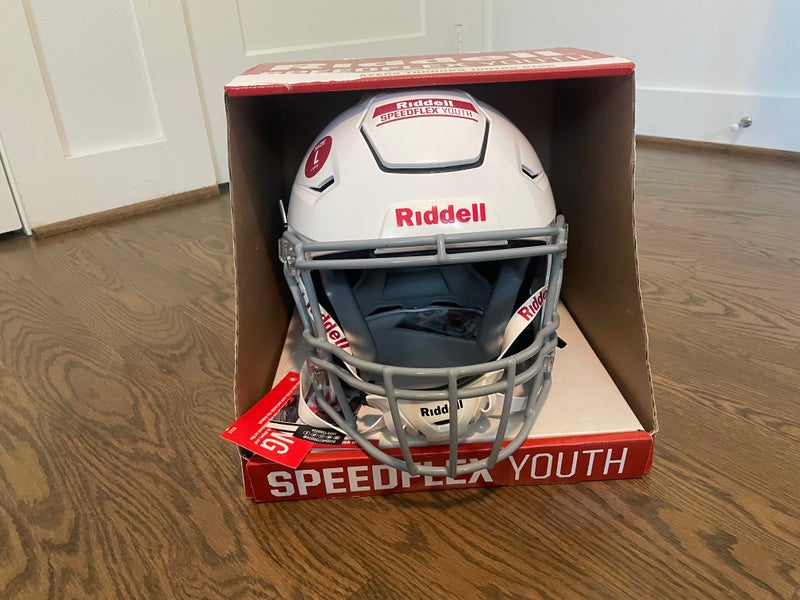 New Large Youth Riddell SpeedFlex Helmet | SidelineSwap | Buy and Sell ...