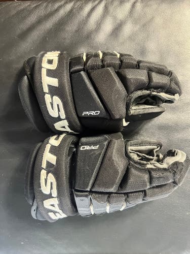 Easton Black Pro 13” Hockey Gloces