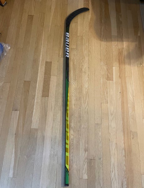 New Senior Bauer Left Hand P92 Supreme UltraSonic Hockey Stick