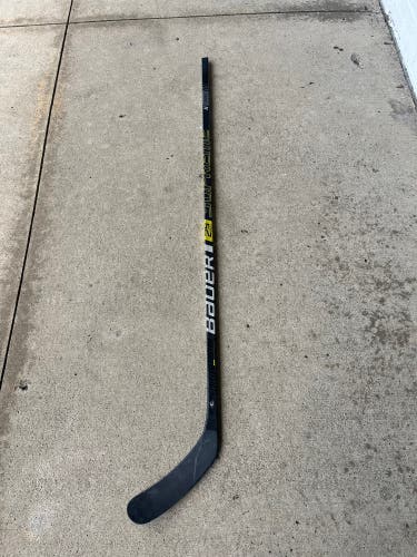 New Senior Bauer Right Handed Flex 102 P92M Pro Stock Supreme 2S Pro Hockey Stick