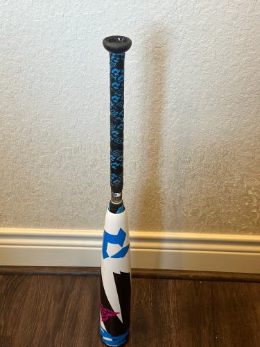 Demarini ZEN Bat