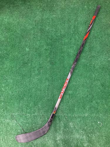 Used Junior Bauer Vapor Flylite Left Hockey Stick P28 (40 Flex)