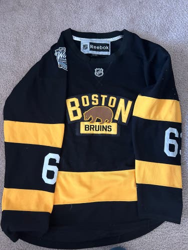 Brad Marchand 2016 Winter classic jersey