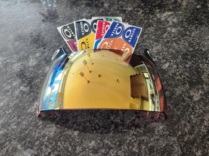 Oakley Legacy 4k Gold Visor