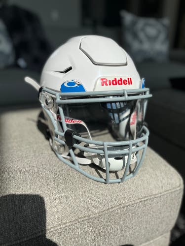 Ridell Speedflex Youth Medium Helmet