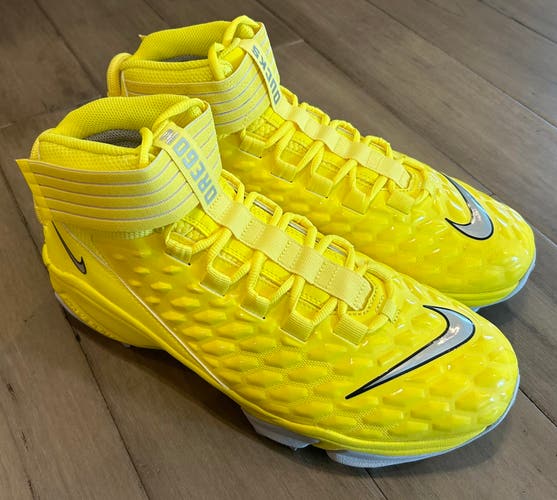 Size 12.5 Men’s Nike Force Savage Pro 2 Shark Oregon Ducks PE Cleats Yellow