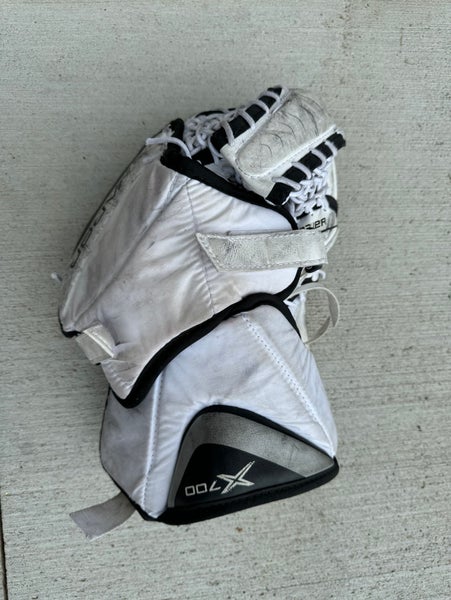 Bauer hockey goalie glove and blocker