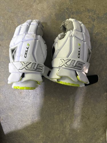 Cell v Lacrosse Gloves