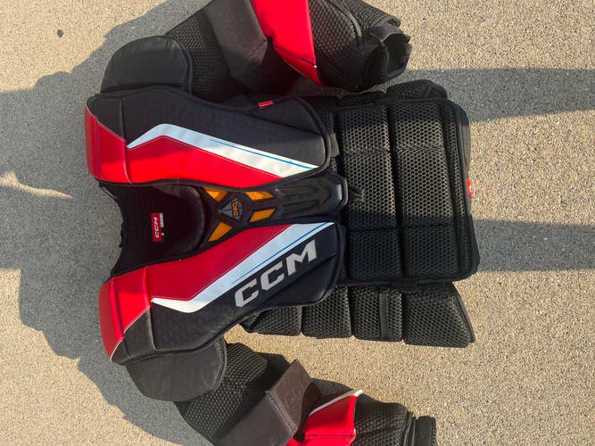 CCM eflex 6 chest protector
