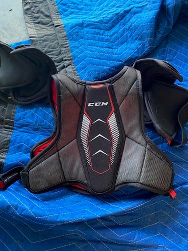 Used Medium Junior CCM JetSpeed FT350 Shoulder Pads