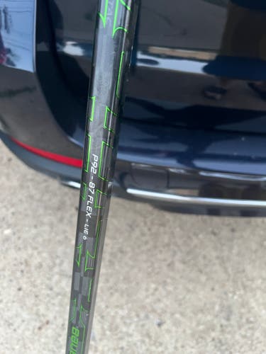 Used Senior Bauer Right Handed P92 Supreme ADV Hockey Stick