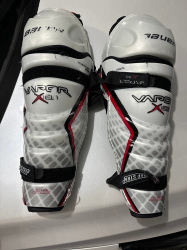 Used Youth Bauer 13" Vapor X30 Shin Pads