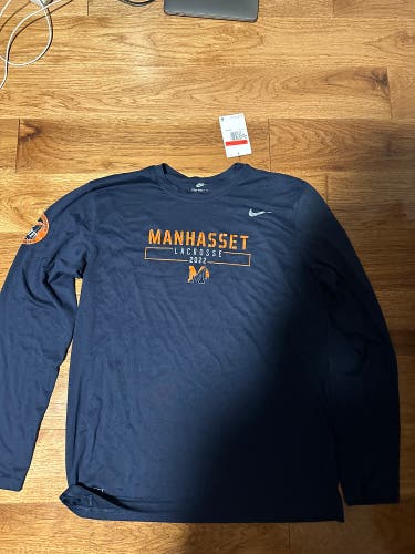 Manhasset Lacrosse Men’s Long Sleeve