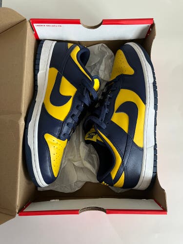 Nike Dunk Low Michigan (2021)