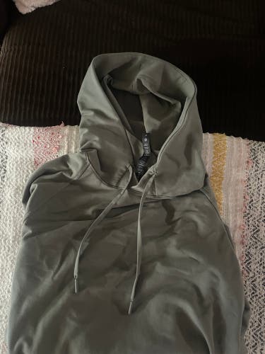 Men’s LULULEMON HOODIE