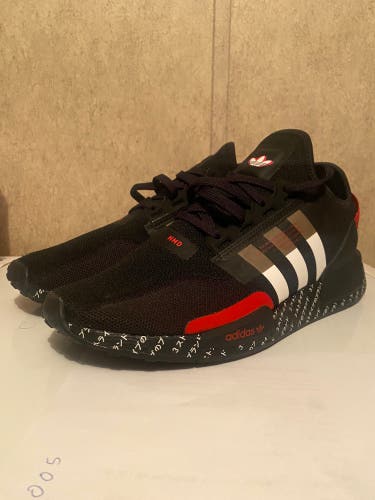 NEW* Adidas Originals NMD_R1.V2 Men's Running Shoes Black Red ID2852 Men's 11