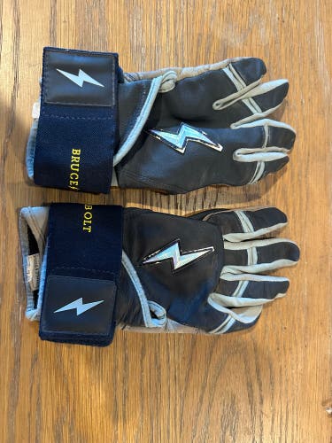 Bruce Bolt batting gloves for sale