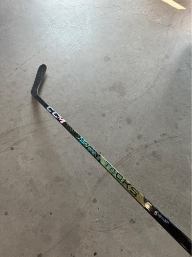 Used Senior CCM Right Handed P29 Pro Stock Super Tacks AS-V Pro Hockey Stick