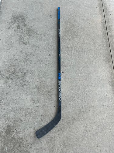 New Senior Bauer Right Handed 87 Flex P02 Pro Stock Nexus 1N Hockey Stick