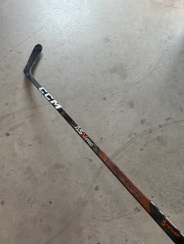 Used Senior CCM Right Handed P29 Pro Stock Super Tacks AS-V Pro Hockey Stick