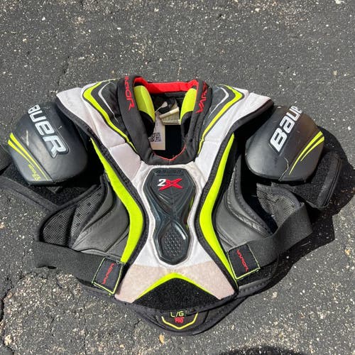 Used Large Junior Bauer Vapor 2X Shoulder Pads