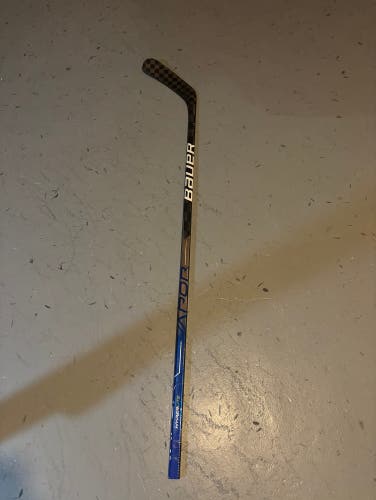 Used Bauer Left Hand P92M Vapor Hyperlite Hockey Stick