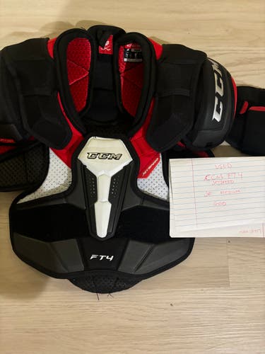 Used Medium Junior CCM Jetspeed FT4 Shoulder Pads