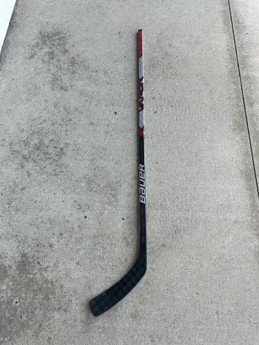 New Senior Bauer Right Handed 95 Flex Mid Pattern Pro Stock Giroux Vapor 1X Lite Hockey Stick