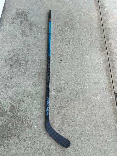 New Senior Bauer Left Hand 87 Flex P28 Pro Stock Greenway Nexus 2N Pro Hockey Stick