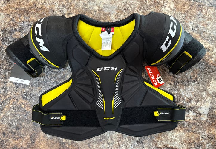 New CCM Senior XL Tacks 9040 Shoulder Pads