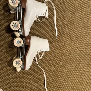 Women’s Roller Skates, Chicago Skates