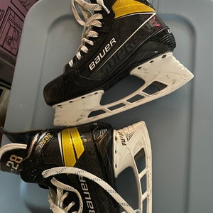 Used Senior Bauer 7.5 Supreme UltraSonic Hockey Skates