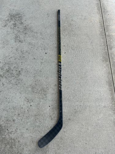 New Senior Bauer Right Handed 77 Flex Toe Pattern Pro Stock Nylander Supreme 2S Pro Hockey Stick