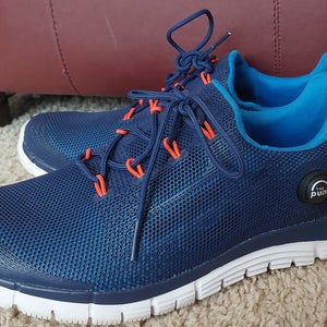 Size 7.0 Mens Reebok Pump Shoes