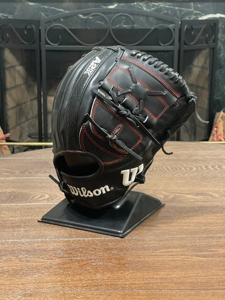 Wilson A2K B2 12" Pitcher Baseball Glove - Right Hand Throw