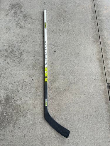 New Senior Bauer Left Hand 87 Flex Mid Pattern Pro Stock Patrick Kane Vapor XXX Lite Hockey Stick