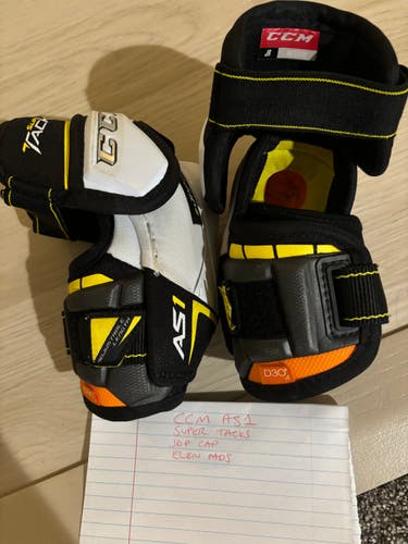 Used Junior Medium CCM Super Tacks AS1 Elbow Pads