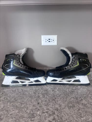 Size 11 Senior Bauer Elite Goalie Skates