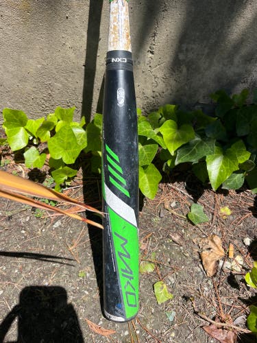 Easton Mako usssa