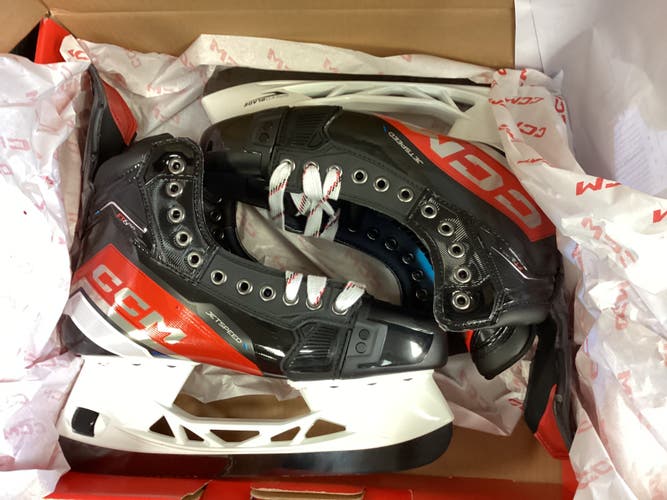 New Senior CCM JetSpeed FT6 Pro Hockey Skates Regular width 9.5