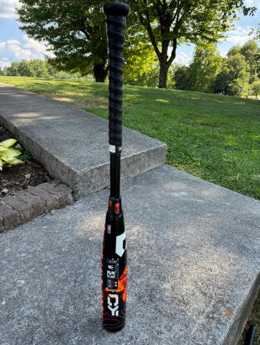 Used  DeMarini USSSA Certified Composite 25 oz 30" CF Mashup Bat