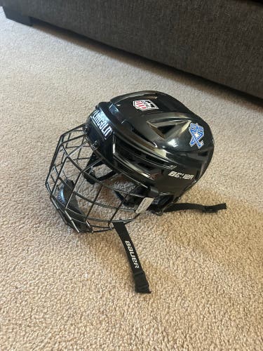 Used Medium Bauer Pro Stock Re-Akt 150 Helmet