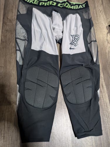 Nike Pro Combat BSBL 3/4 sliders sz XL