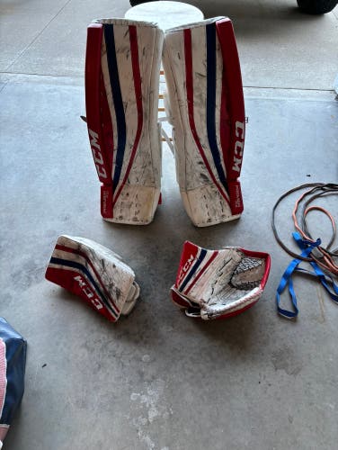 Used  CCM Regular  Premier R1.5 Goalie Full Set