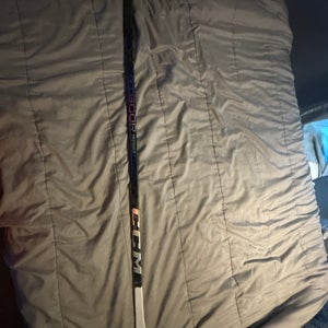 Used Intermediate CCM Right Handed P88 RibCor Trigger 7 Pro Hockey Stick