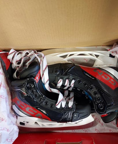 New Intermediate CCM JetSpeed FT6 Hockey Skates Regular Width