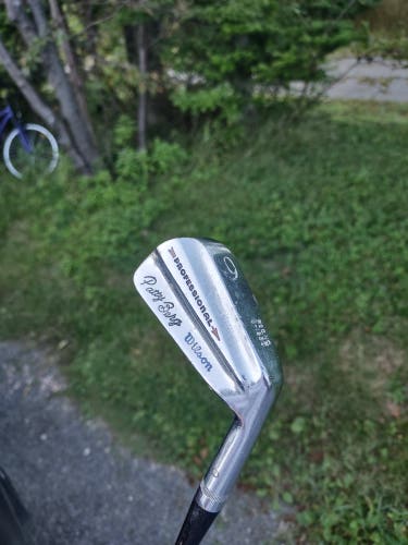 Used Wilson Patty Berg Right Handed Set of 5 Steel Shaft Irons