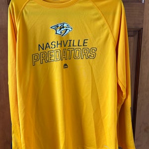 Nashville Predators New Large Men's Majestic Long Sleeve T - Shirt
